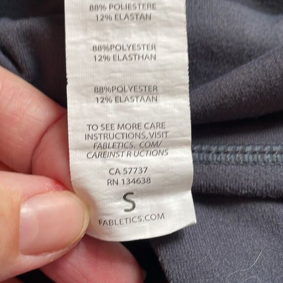 Fabletics Gray and Purple Crop Leggings - Picture 5 of 7